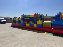 Legoblock Obstacle Course / Slide